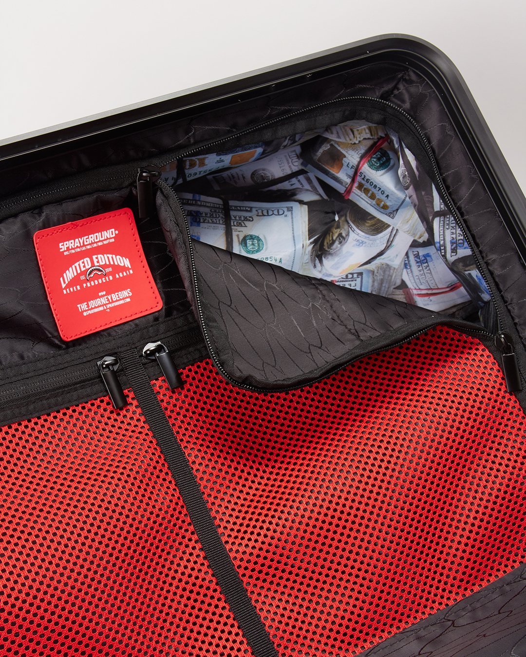 SHARKITECTURE MOLDED 2 PC LUGGAGE SET - Image 19