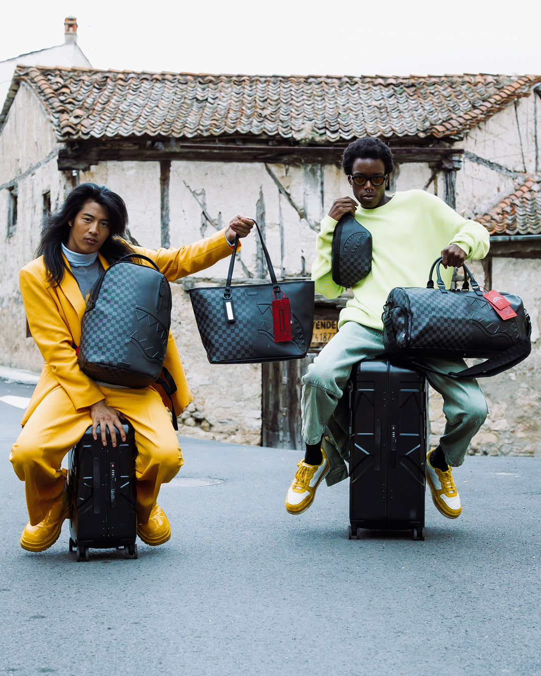 NIGHTSHARKS WORLDWIDE DUFFLE - Image 2